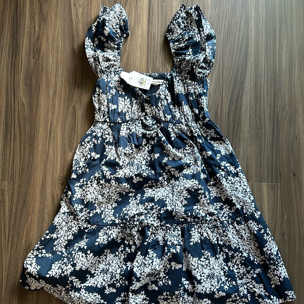 ABERCROMBIE & FITCH Navy Ruched Flutter Sleeve Dress